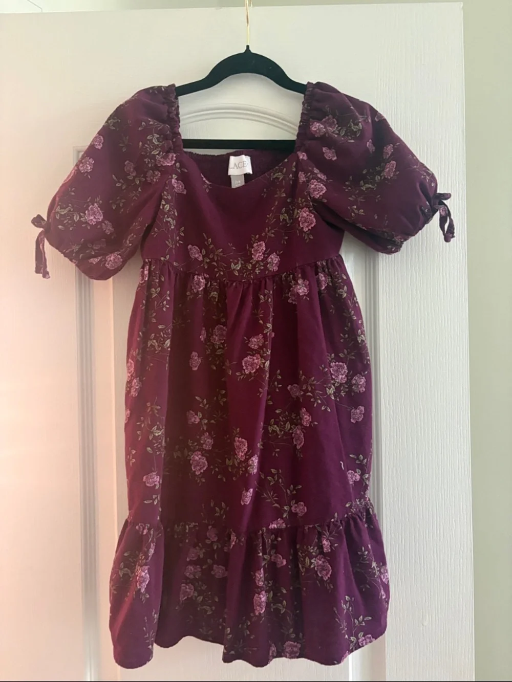 Girls Floral Puff-Sleeve Dress in Plum - Picture 1 of 4